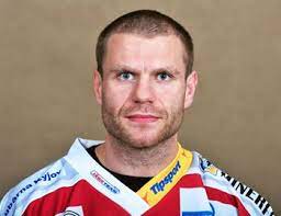 Václav varaďa (pronounced|ˈvaːtslaf ˈvaraɟa) (born april 26, 1976 in vsetín, czechoslovakia) is a czech ice hockey player. Vaclav Varada Alchetron The Free Social Encyclopedia
