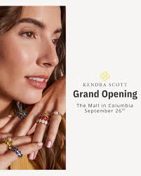 We're thrilled to welcome @kendrascott to The Mall in Columbia! ✨ Join us  starting Sept 26 for a grand opening weekend full of: 🥂 Complimentary sips  & sweets 🎶 Live music from