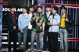 Bts Wins Top Social Artist Award At The Bbmas Gambar Kim Rapper