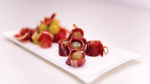 Grapes with Ham