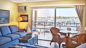 See 360 unbiased reviews of cove inn coffee shoppe, rated 4.5 of 5 on tripadvisor and ranked #17 of 927 restaurants in naples. Cove Inn On Naples Bay Naples Fl Youtube