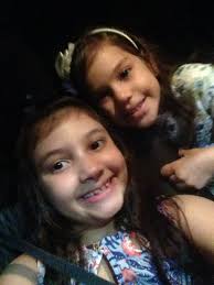 Ana Julia Perdigão (@arobaperdigao)