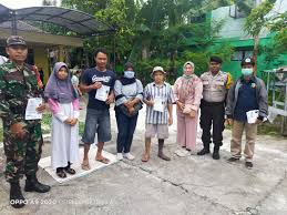 Di dalam surat edaran, gubernur mengimbau kepada seluruh perusahaan di dki jakarta untuk menghentikan seluruh kegiatan perkantoran bila melihat tren penemuan kasus (meningkat) dan kepatuhan (social distancing dan. Peran Aktif Masyarakat Dalam Pencegahan Penyebaran Virus Covid 19 Media Center Isen Mulang Palangka Raya