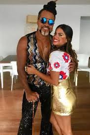 Translation of 'a namorada' by carlinhos brown from portuguese to english. Neta De Chico Buarque Clara Buarque Engata Namoro Com Ator Colega Em Musical Famosos Extra Online