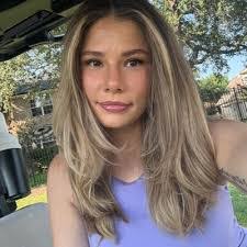 Marion Carpenter's Instagram, Twitter & Facebook