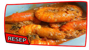 Ambil kuning telurnya saja, dihaluskan * 200 gram tepung sagu * 100 gram kacang mede goreng, tumbuk secara kasar * garam secukupnya * gula pasir secukupnya * lada putih bubuk secukupnya. Resep Cara Membuat Udang Galah Bumbu Kuning Pedas Manis Youtube