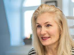 Check spelling or type a new query. Jowita Gartzke Aus Hameln Im Portrait Stufen Des Glucks