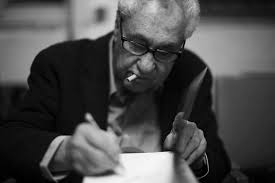 Elliott Erwitt's Iconic Photography and Legacy in Paris