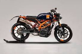 Moj enduro garaz po remoncie. Great Bright Mandrill Garage S Orange Shark Ktm Racer Pipeburn