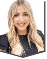 Ashley Parcell's Instagram, Twitter & Facebook