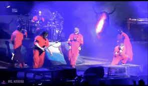 All hope is gone slipknot corey taylor alphabet code rock y metal paul gray metal bands music bands gifs memories. Slipknot Joey Jordison Shawn Crahan Gifs Get The Best Gif On Giphy