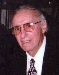 Phillip Pizzi's Instagram, Twitter & Facebook