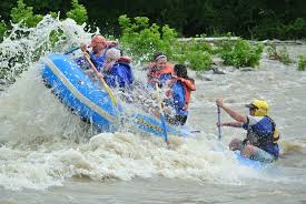 The finger lakes region is located between the triangle cities of rochester, syracuse and the corning/elmira area, the region is bordered by the pennsylvania border to the south and lake ontario to the nor Guide To White Water Rafting Near Buffalo Beyond Step Out Buffalo