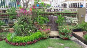 Bisa dicermati secara seksama, rumah minimalis biasanya hanya mempunyai halaman landscape berukuran mungil. Home Nursery Landscape Landskap Keliling Rumah Youtube