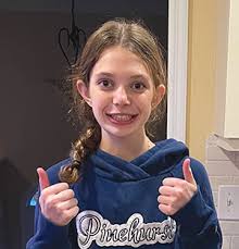 Samantha Neer's Instagram, Twitter & Facebook