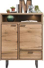 Dieses highboard von hom´in wirft ein ganz neues licht auf ihre skandinavisch interpretierte landhauseinrichtung. Denmark Highboard 110 Cm 2 Tueren 1 Lade 2 Nischen Led