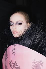 The story behind the bird-like beauty