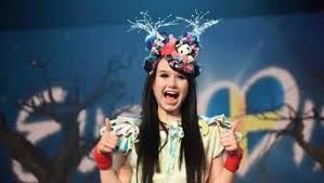 Nur deutschland glänzt mit einem schnippischen kommentator. Das Manga Madchen Vertritt Deutschland Beim Esc Panorama