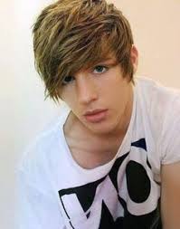 Now your are just a few steps away of finding out how to sport the latest trend of skater boys hairstyle. Pin On Hair Ut Ideas