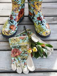 Thinking Outside The Vase Creative Containers For Flowers Garden Boots Flower Therapy Flowers