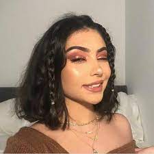 Aesthetic Hairstyles 90s Short Aesthetic Hairstyles 90s 90s Aesthetic Hairstyl Cute Hairstyles For Short Hair Curly Hair Styles Naturally Thick Hair Styles