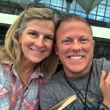 There will never be enough words to explain how thankful I am for these  two. Happy Mother's Day. Thank you for loving me anyways…I love you forever  ♾️ #happymothersday #mom #grandma #iloveyou