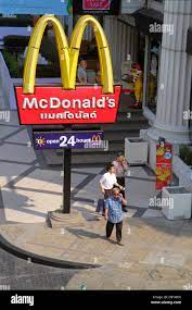 Bangkok Thailand Thai Pathum Wan Ploenchit Road Lumpini Mcdonald S Burgers Hamburgers Restaurant Restaurants Food Dining Cafe Cafes Fast Food Sign Go Stock Photo Alamy