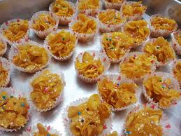 Honey nut cornflakes 125g, plus a handful more for topping. Resepi Biskut Honey Cornflakes Liga Mx B