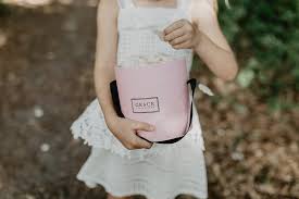 Körbchen zum blumen streuen in freizeit, hobby & nachbarschaft > handarbeit, basteln & kunsthandwerk. Ideen Blumenkorb Blumenmadchen