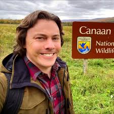 Jesus offers eternal life and spiritual rebirth