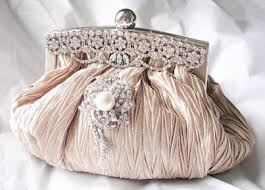 Pin Von Cornelia May Auf Ideen Abendtaschen Taschen Und Kleider