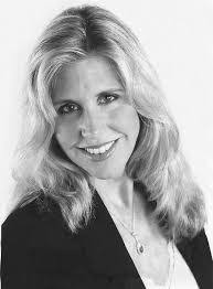 Jennifer Hunter's Instagram, Twitter & Facebook