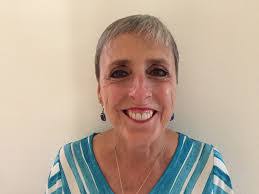 Janet Lander's Instagram, Twitter & Facebook