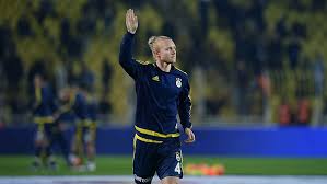 Fan club wallpaper abyss fc barcelona. Hd Wallpaper Simon Kjaer Fenerbahce Footballers Soccer Denmark Danish Wallpaper Flare