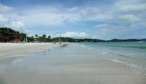 The beaches with the clear water and colorful coral reefs are often the ideal diving destination for those who like exploring the ocean. Top 8 Beaches Near Kuala Lumpur For The Beach Babies In 2021