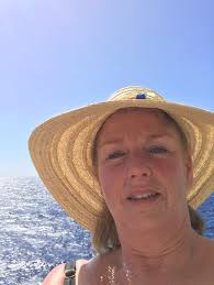 Maureen Crespo's Instagram, Twitter & Facebook