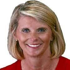 Jennifer Edgemon's Instagram, Twitter & Facebook