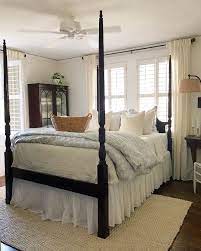Loren On Instagram I Did A Little Rearranging In My Bedroom Yesterday Small Room With A Lot Of Traditional Bedroom Traditional Bedroom Decor Guest Bedrooms