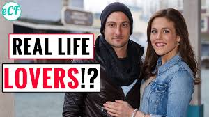 Ecelebrityfacts On Twitter When Calls The Heart Couple Erin Krakow And Daniel Lissing Marriage Details Whencallstheheart Erinkrakow Daniellissing Hearties Click The Link Below To See Full Video Https T Co K7jyc1tkmw Https T Co 9xtlt2r5cv In an interview following the finale, the cast, including lissing, krakow, and lori loughlin, opened up about the finale, and why lissner's character was. when calls the heart couple erin krakow