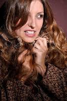 ELKAFKA espacio teatral: MI JOVEN CORAZÓN IDIOTA, de ANJA HILLING con  dirección de GONZALO MARTÍNEZ