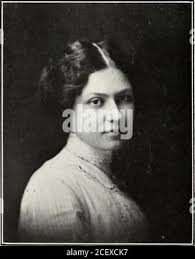 Sargasso. HARRIET McMULLEN, Lyons Station, Ind. A. 1!., German. Thesis:  Maria von Ebner-Eschenbach. Y. W. C. A. 1-4. Cabinet 3, 4; Chorus F4;  Phcenix S2; Sci-ence Club 4; German Club 1-4;