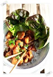Les Cuisines De Garance Poulet Au Caramel A La Citronnelle Un Plat Vietnamien Rapide Et Facile Recette Plat Chaud Recette Asiatique Cuisine Asiatique