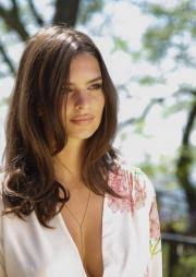 Check spelling or type a new query. Emily Ratajkowski Uber Diesen Star Cinema De