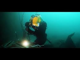 Underwater welding is an interesting and somewhat very dangerous career that appeals to many adventurous outdoor types. Navy Underwater Welder Salary Jobs Ecityworks