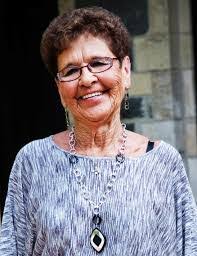 Marie Hendrickson's Instagram, Twitter & Facebook