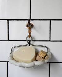Cute Soap Hanging Idea In The Shower It Won T Melt Away Like This Or Next To The Sink Hmmm Soap Dish Soap Bathroom