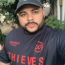 Andrew Abrego's Instagram, Twitter & Facebook