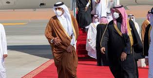 تركي بن عبد المحسن بن عبد اللطيف آل الشيخ (ولد في 4 أغسطس 1981)، مُستشار حالي في الديوان الملكي بمرتبة وزير، ورئيس مجلس إدارة الهيئة العامة للترفيه. Ø§Ù„Ù…ØµØ§Ù„Ø­Ø© Ø§Ù„Ø®Ù„ÙŠØ¬ÙŠØ© Ø§Ù„Ø³Ø¹ÙˆØ¯ÙŠØ© ØªØ­Ø°Ù Ø£ØºÙ†ÙŠØ© ØªÙ‡Ø§Ø¬Ù… Ù‚Ø·Ø± Ù…Ù† ÙŠÙˆØªÙŠÙˆØ¨ 1