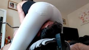 Nancy Teacher- Rev2019 - Illustrative dominant teacher scene