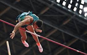 Salto com vara ou salto à vara é um evento do atletismo onde os competidores usam uma vara longa e flexível para alcançar maior altura e passar por cima de uma barra ou sarrafo. Pmjlq8xrdj7wrm